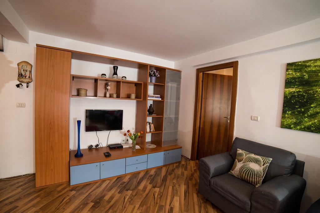 Rox Central Apartments Timişoara Buitenkant foto
